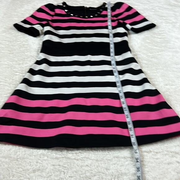 Kistini geometric sripe fit and flare silver stud collar dress, size medium - Picture 5 of 13